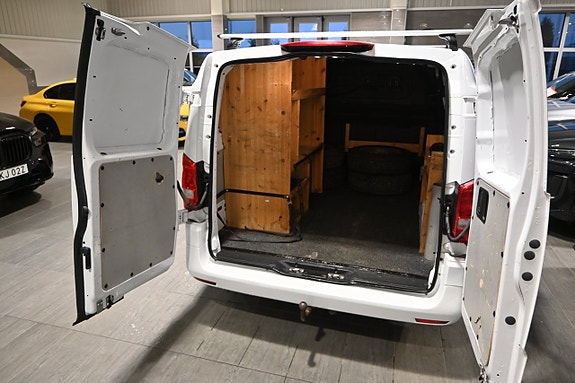Mercedes-Benz Vito 109 12 of 18