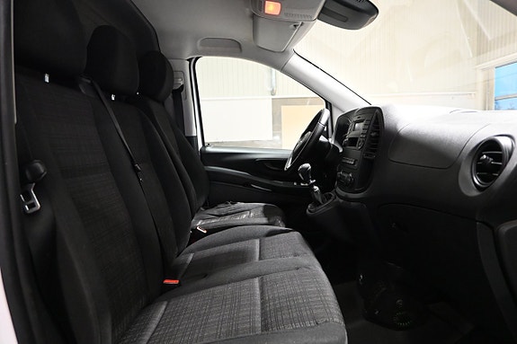 Mercedes-Benz Vito 109 9 of 18