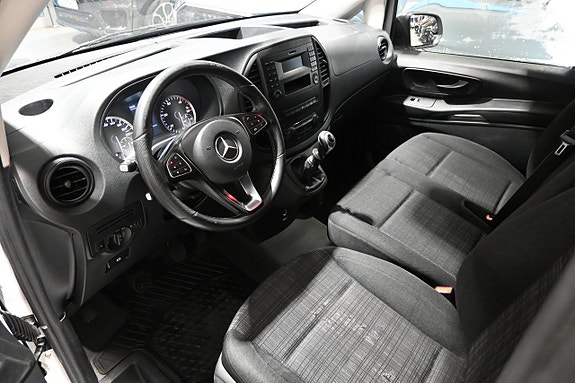 Mercedes-Benz Vito 109 6 of 18