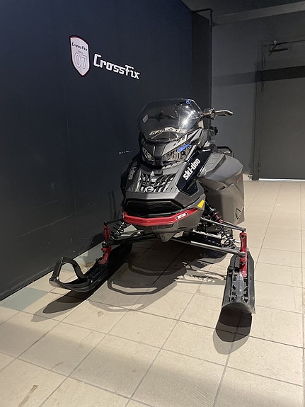 Ski-Doo Expedition Xtreme 850 E-TEC (Momsad) (Räntekampanj 3,95%) 2 of 3