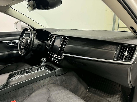 Volvo V90 Cross Country 5 of 5