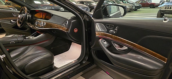 Mercedes-Benz S350 16 of 21