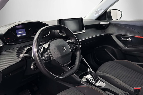 Peugeot 2008 4 of 5