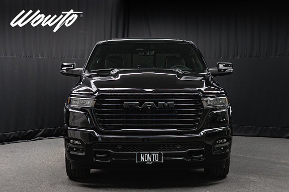 Dodge RAM 1500 2 of 22