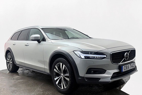 Volvo V90 Cross Country 4 of 5
