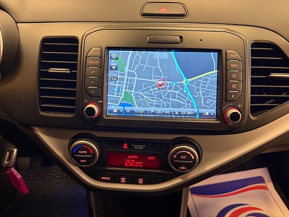 Kia Picanto 10 of 17