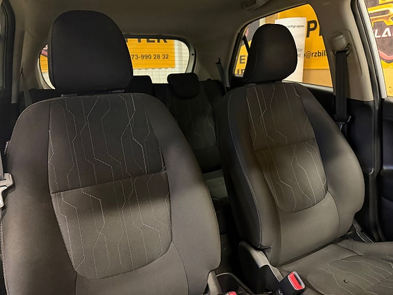 Kia Picanto 12 of 17