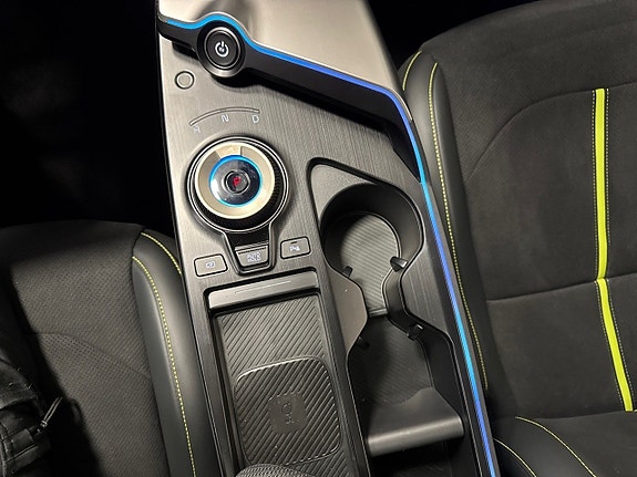 Kia EV6 12 of 25