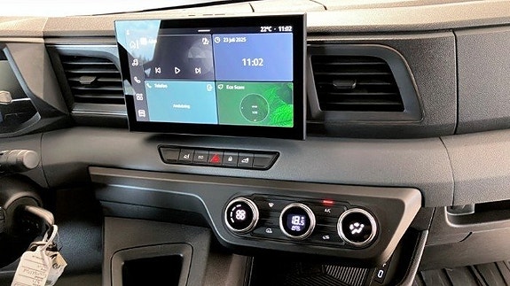 Nissan Interstar 8 of 8