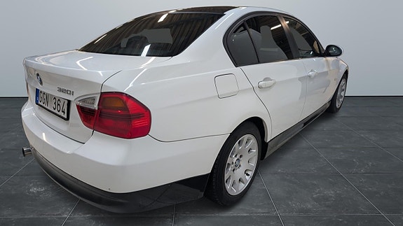 BMW 320 5 of 14