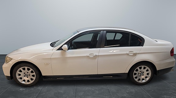 BMW 320 3 of 14