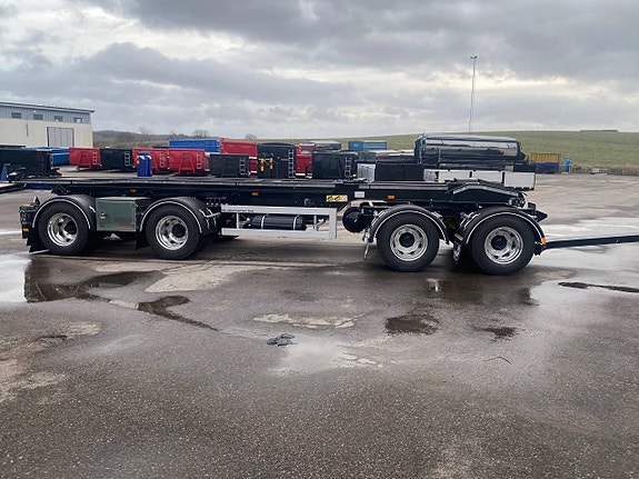 Parator Lastväxlarvagn 38 ton, typ LT18-20SB