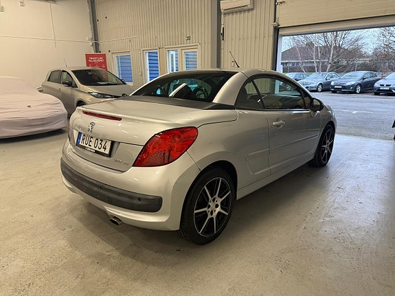 Peugeot 207 CC 7 of 13