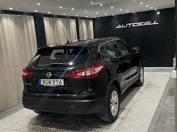 Nissan Qashqai 4 of 5