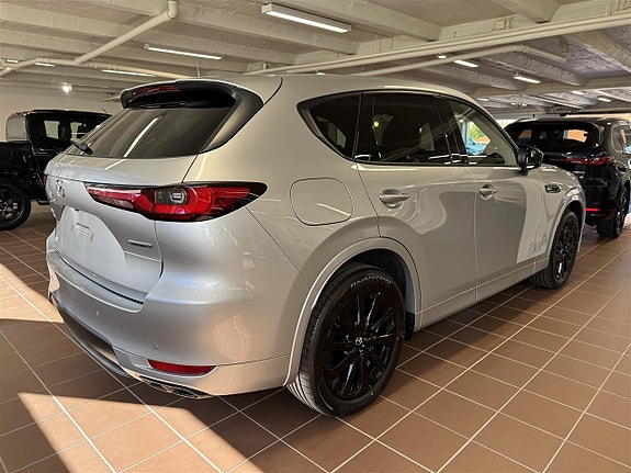 Mazda CX-60 4 of 5