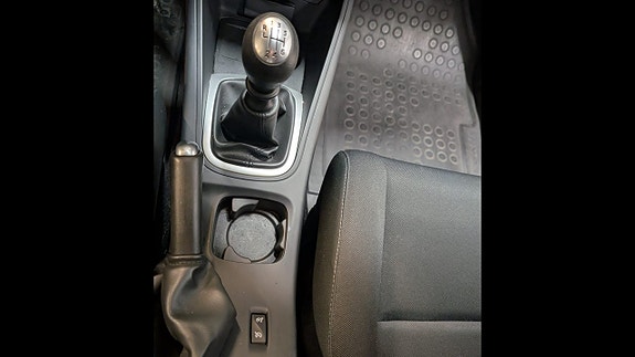 Renault Megane 12 of 15