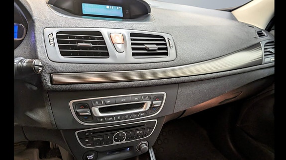 Renault Megane 10 of 15