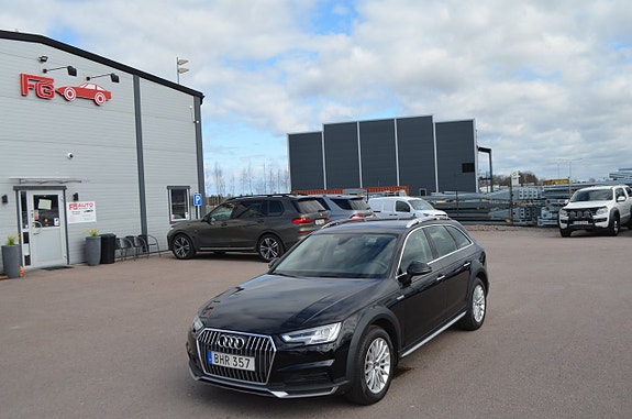 Audi A4 allroad 2 of 5