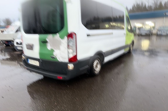 Ford Transit 4 of 4