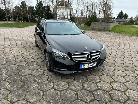 Mercedes-Benz E220 9 of 18