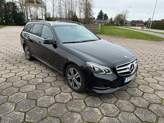 Mercedes-Benz E220 8 of 18