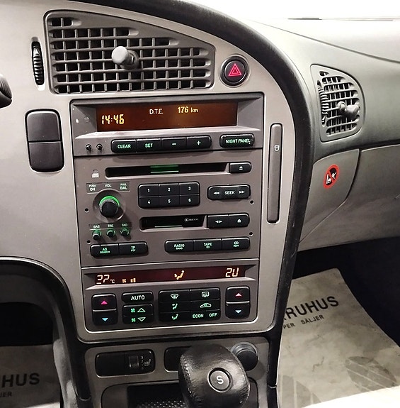 Saab 9-5 17 of 25