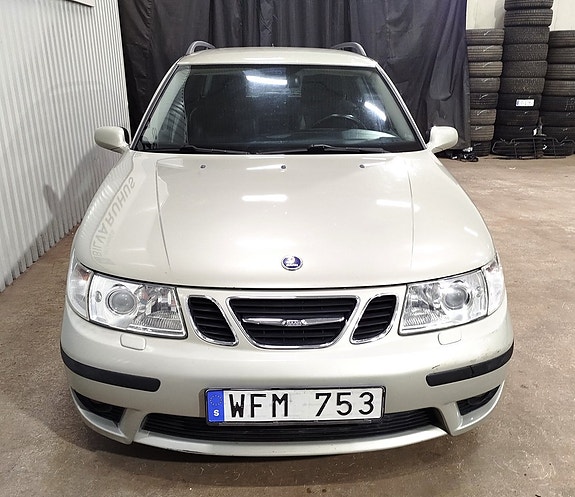 Saab 9-5 9 of 25