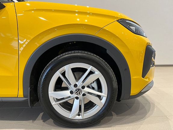 Volkswagen T-Roc 5 of 22