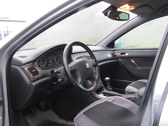 Peugeot 607 9 of 14