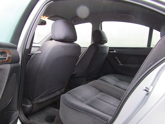 Peugeot 607 12 of 14