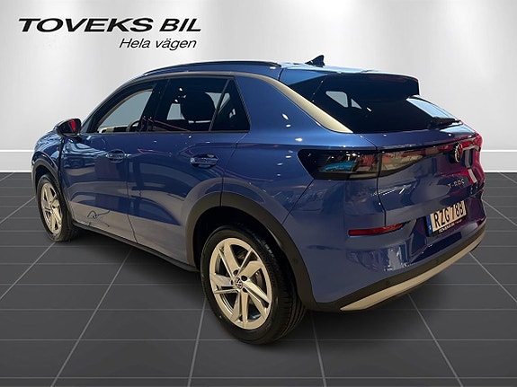 Volkswagen T-Roc 5 of 14