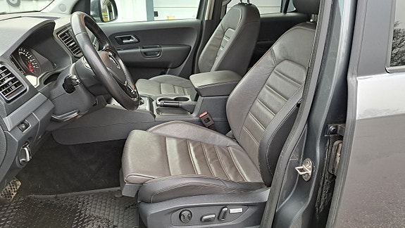 Volkswagen Amarok 7 of 10