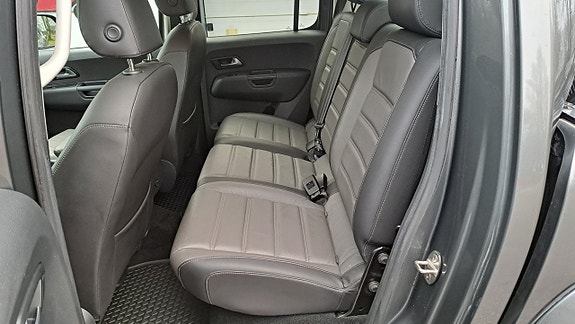 Volkswagen Amarok 8 of 10