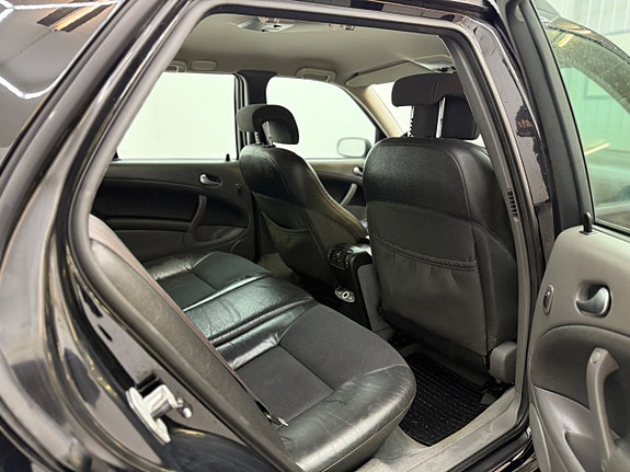 Saab 9-5 17 of 21