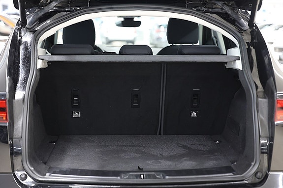 Jaguar E-PACE 9 of 21