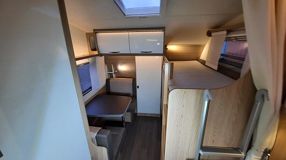 Bürstner Averso plus 510 TK Dropdown  DB 9 of 21