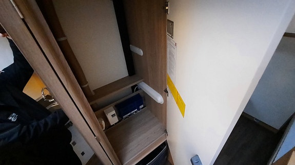 Bürstner Averso plus 510 TK Dropdown  DB 17 of 21