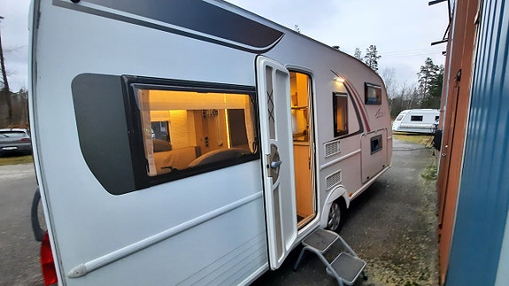 Bürstner Averso plus 510 TK Dropdown  DB 18 of 21