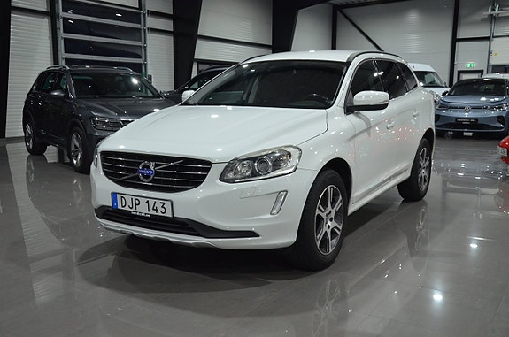 Volvo XC60 3 of 20