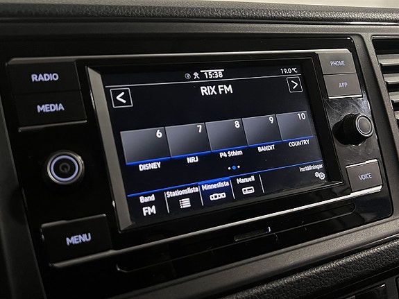 Volkswagen Crafter 17 of 23