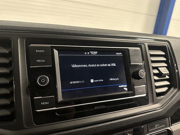 Volkswagen Crafter 12 of 23