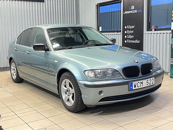 BMW 320i