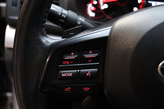 Subaru Legacy 25 of 27