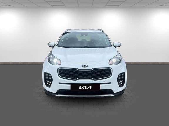 Kia Sportage 2 of 18