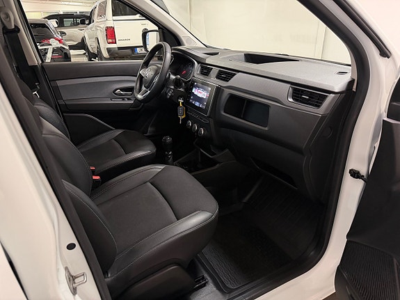Renault Kangoo Express 10 of 14