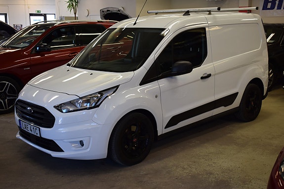 Ford Transit Connect 3 of 5