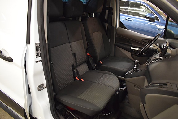 Ford Transit Connect 9 of 15