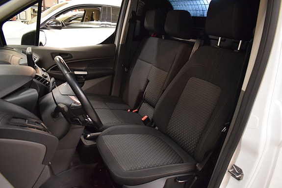 Ford Transit Connect 8 of 15