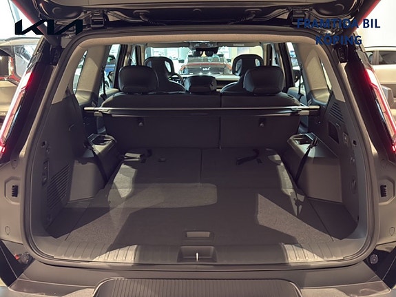 Kia EV9 14 of 21