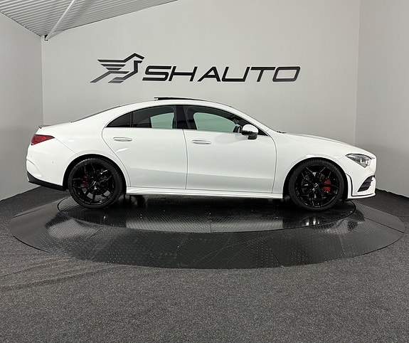 Mercedes-Benz CLA200 5 of 5